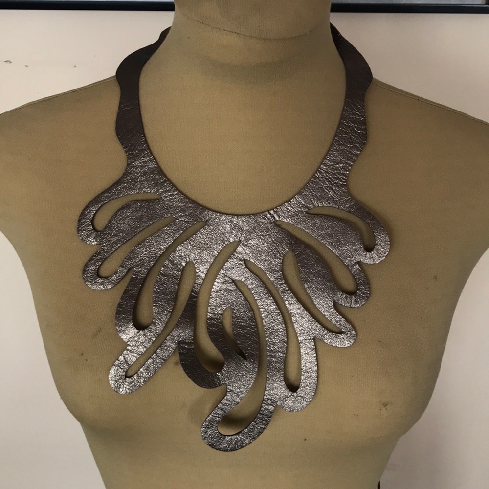 Leather magnet necklace